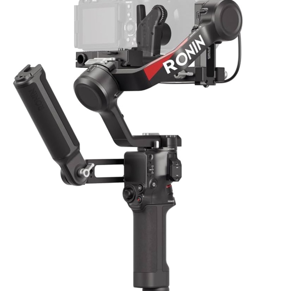 DJI RS 4 Combo, 3-Axis Gimbal Stabilizer for DSLR and Mirrorless